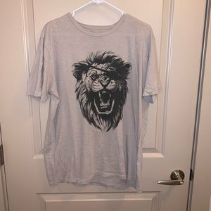 LUCKY BRAND LION EYE PATCH T-SHIRT SIZE L